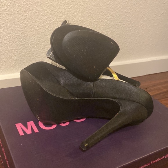 Mojo Moxy tinsel heels 👠 SZ 7 - Picture 4 of 6